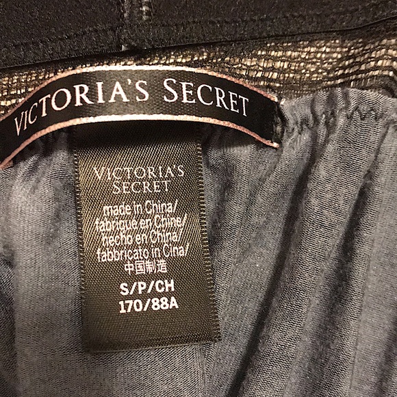 Victoria’s Secret Nighty - Picture 4 of 5